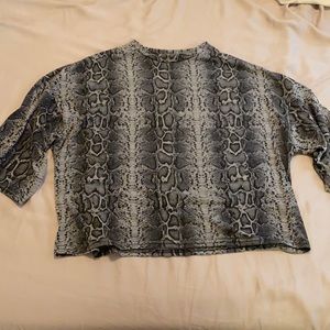 Nasty gal tee - snakeskin print